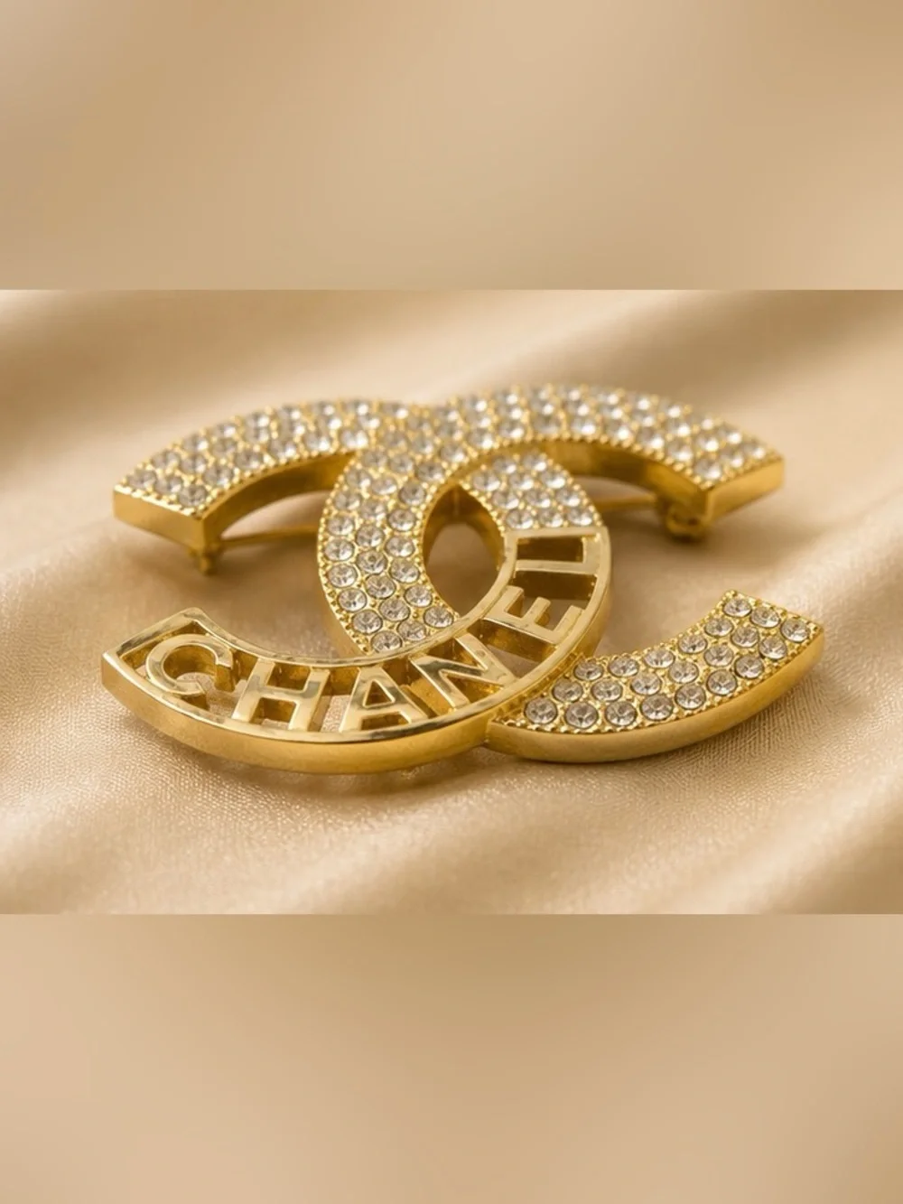 Gold Tone Crystal Statement Brooch Pin – Elegant Sparkling Fashion Jewelry